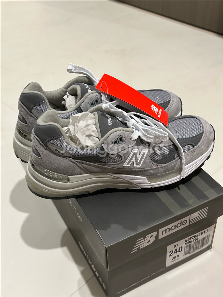 뉴발란스 992 240size (미사용 새제품, 박스O--8