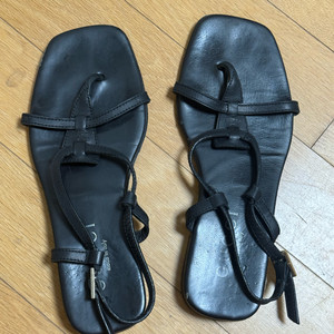 구찌 언더틱 샌들 270-275