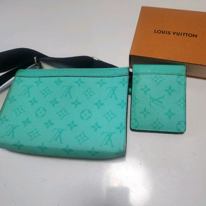 루이비통 크로스백