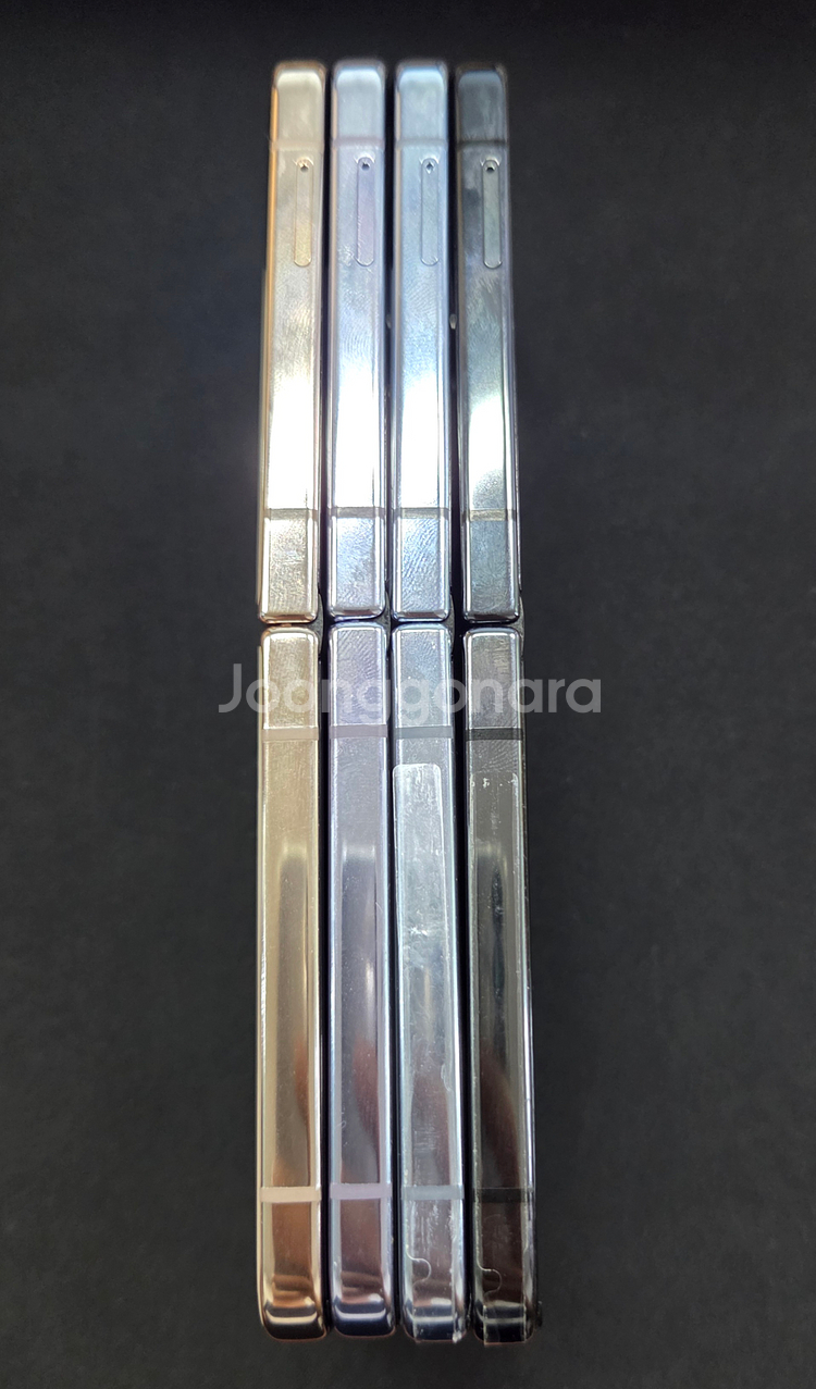 갤럭시 Z플립4_256G 공기계 판매 합니다. [19만--1