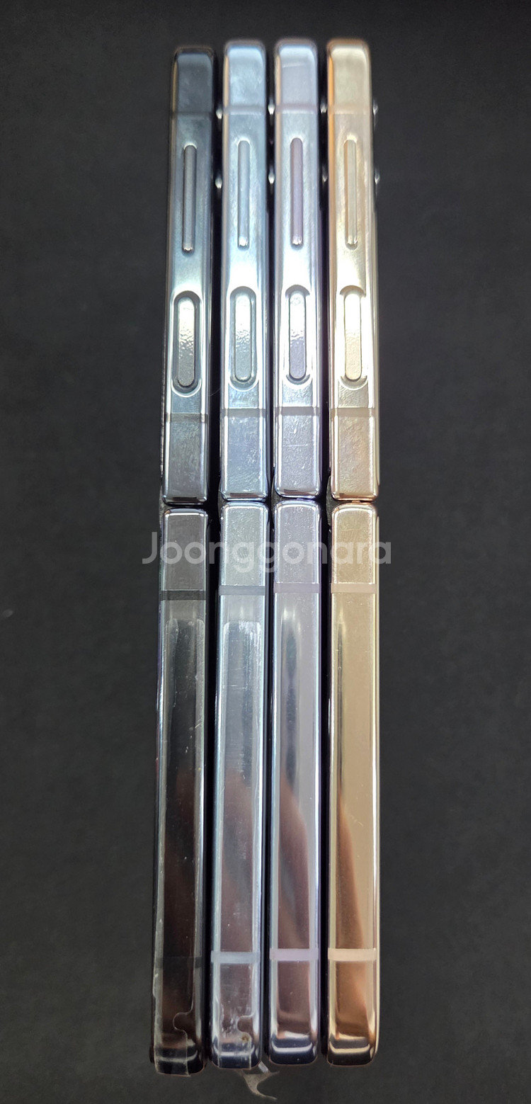 갤럭시 Z플립4_256G 공기계 판매 합니다. [19만--2