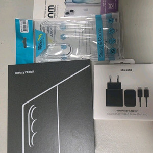 갤럭시 Z 폴드7 자급제 256gb 실버쉐도우 미개봉