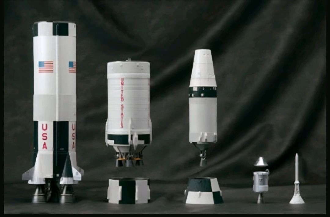 대인의초합금 엔데버.아폴로11.아폴로13호 미개봉 일괄--3