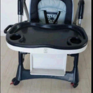 유아식탁의자2가지