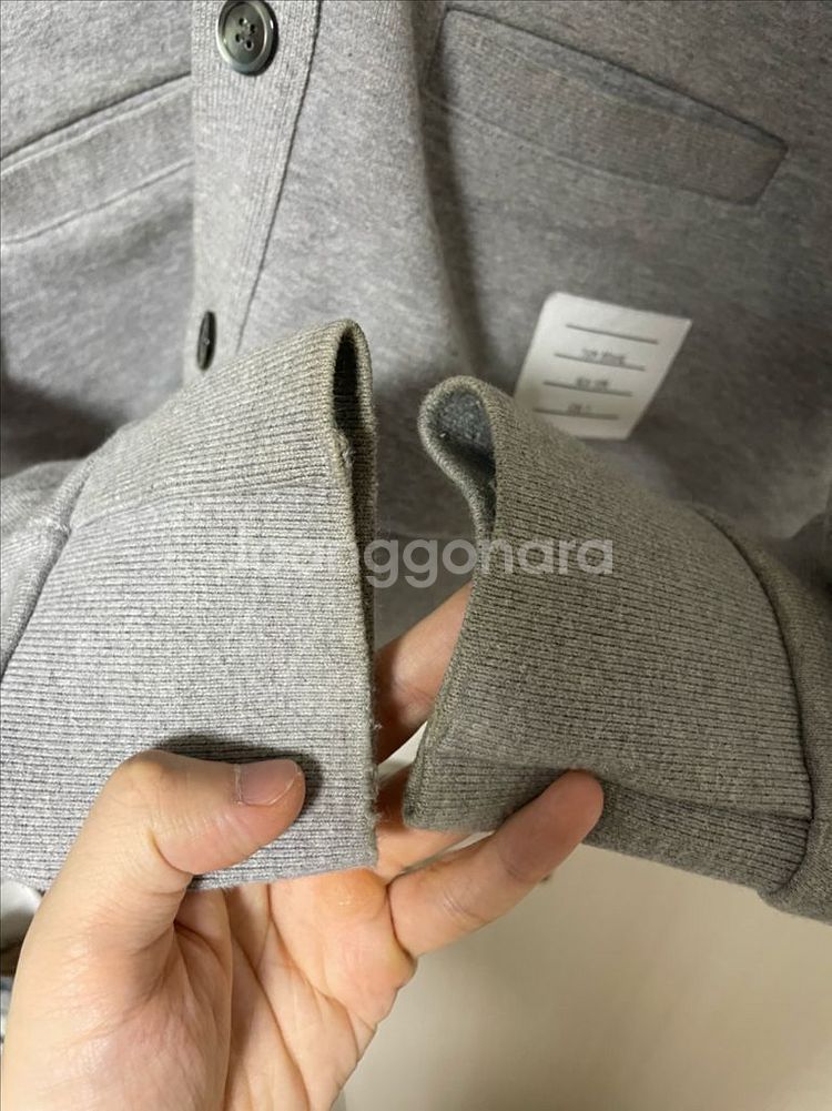 [3] 톰브라운 그레이 사선완장 코튼 가디건--5
