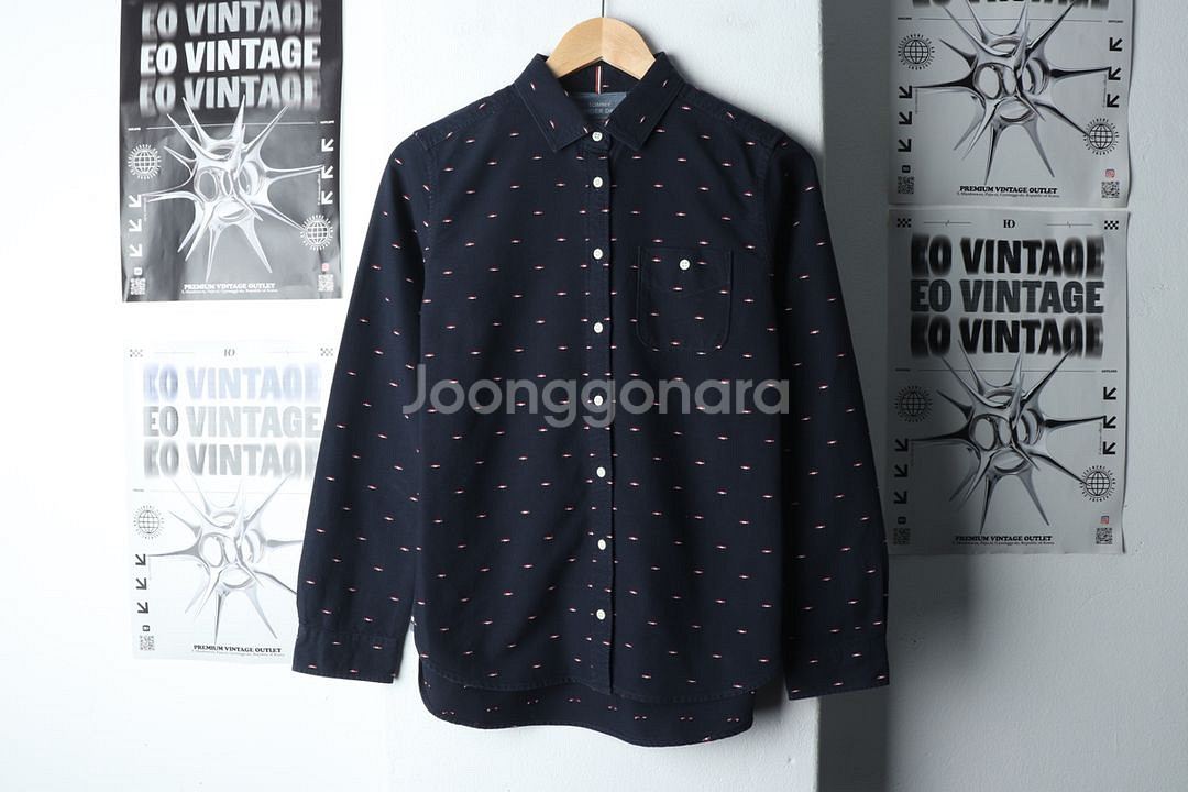 W(XS-S) 타미힐피거 셔츠 남방 로고패턴 네이비--1