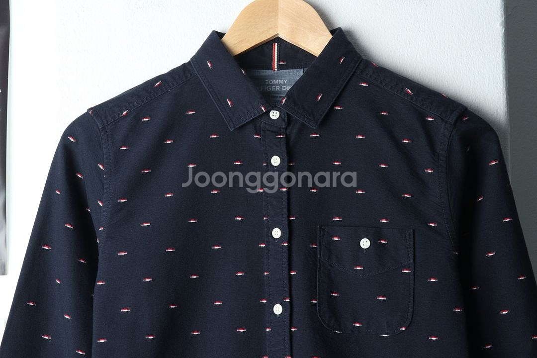 W(XS-S) 타미힐피거 셔츠 남방 로고패턴 네이비--2