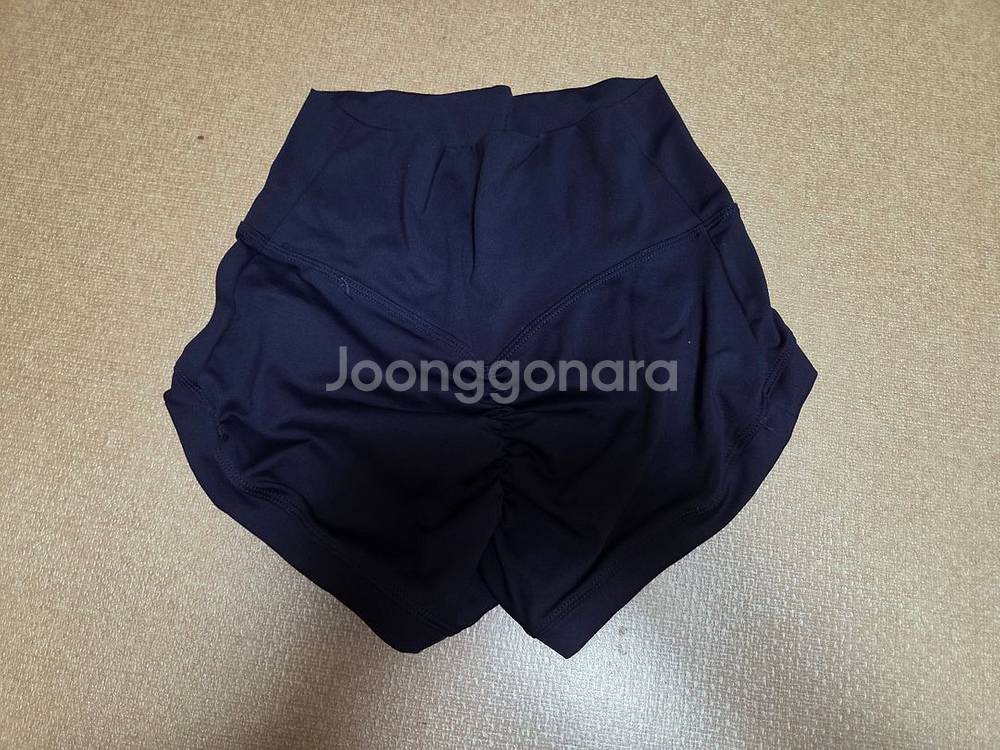 핫한폴웨어 미디엄길이 쇼츠 s사이즈--1