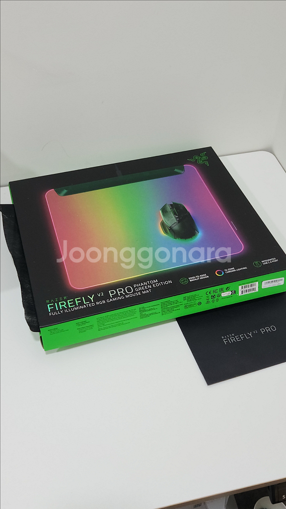 레이저 Firefly V2 Pro 마우스패드--0
