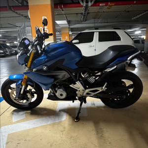 BMW G310R
