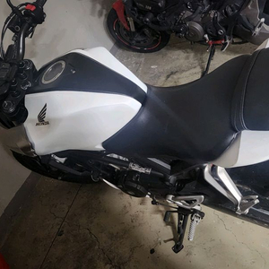 혼다 CB125R