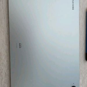 갤럭시 탭 S9 FE 및 북커버 풀세트 팝니다.