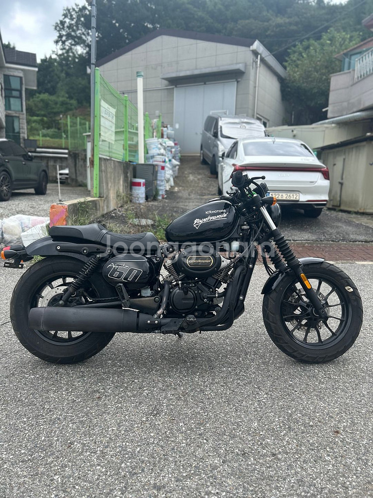 아퀼라125 21년 1만 깔끔한바이크 판매합니다--1