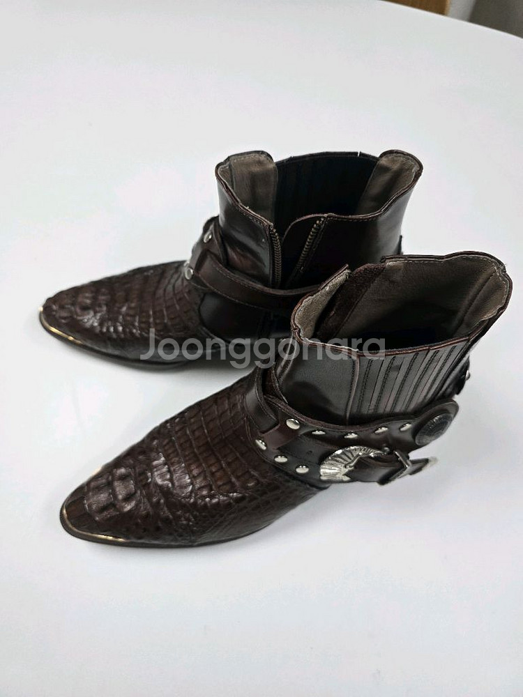 갈색 수제 악어가죽 부츠--0