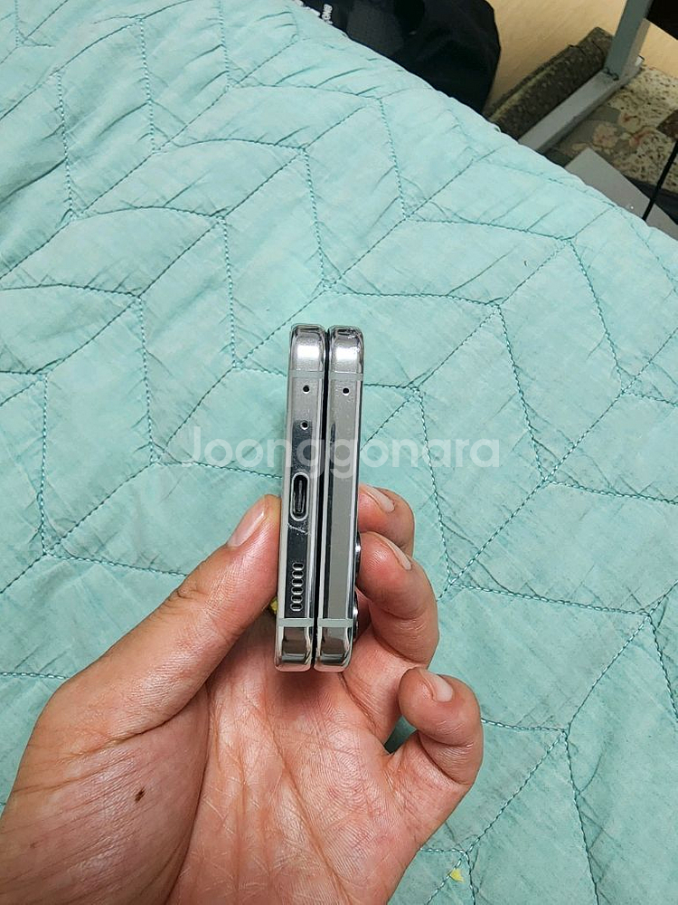 갤럭시Z플립5 512G 자급제풀박스상태 양호--5