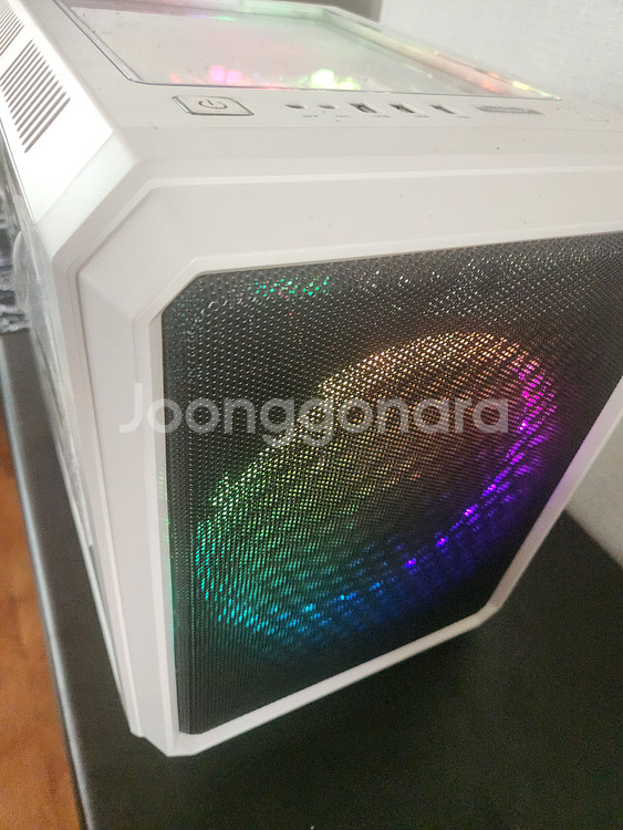 i5-9600kf RTX2060 게이밍 컴퓨터 본체팝니--1