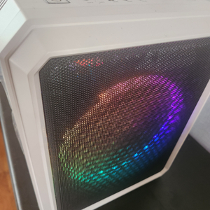 i5-9600kf RTX2060 게이밍 컴퓨터 본체팝니