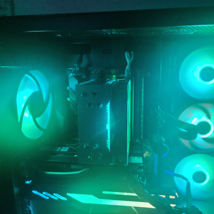 라이젠 5600 RTX2060 게이밍컴퓨터 본체 팝니다