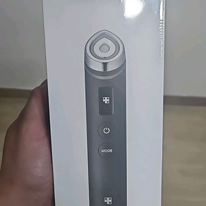 메디큐브 에이지알 부스터프로 미개봉 새상품