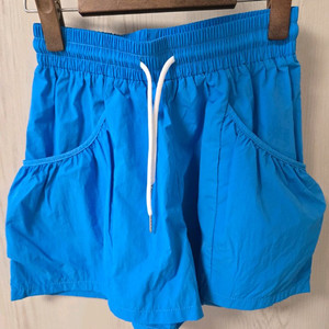 (새상품)여성 바스락 반바지