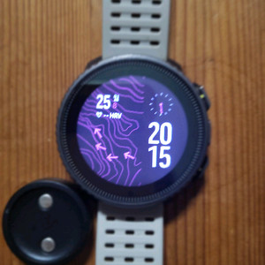 순토 버티칼 티타늄 솔라 이미지