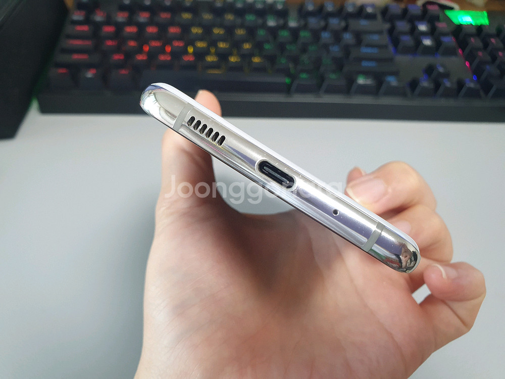 갤럭시 S20 플러스 / 256GB / 화이트--8