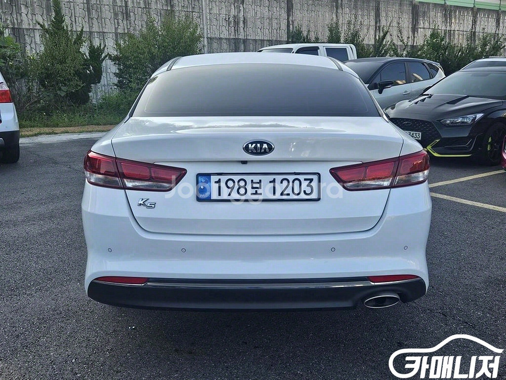 [기아]K5 2세대 MX 2.0 LPI 럭셔리 A/T--2