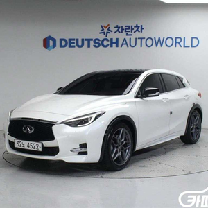 [인피니티]Q30 2.0 스포츠 에센셜 (5인승) #앱