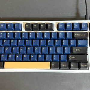 frog tkl 상구리 + 제네시스 8k RGB