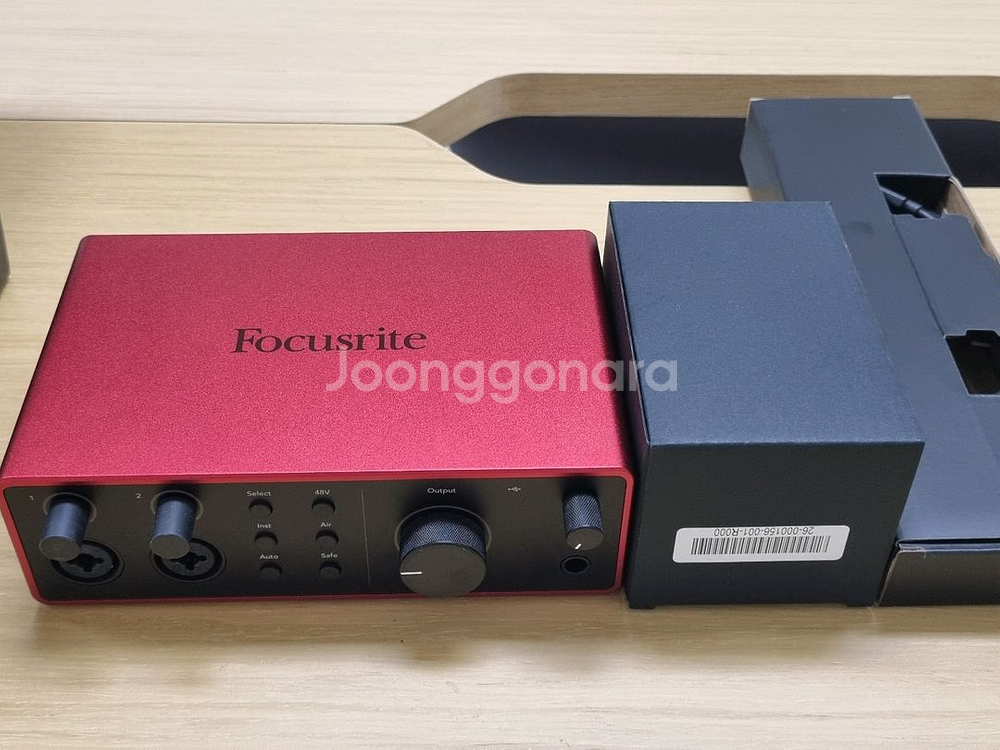 포커스라이트 스칼렛 4i4 4세대--1