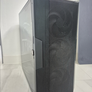 고사양 게이밍 PC / RTX5070TI , 울트라7
