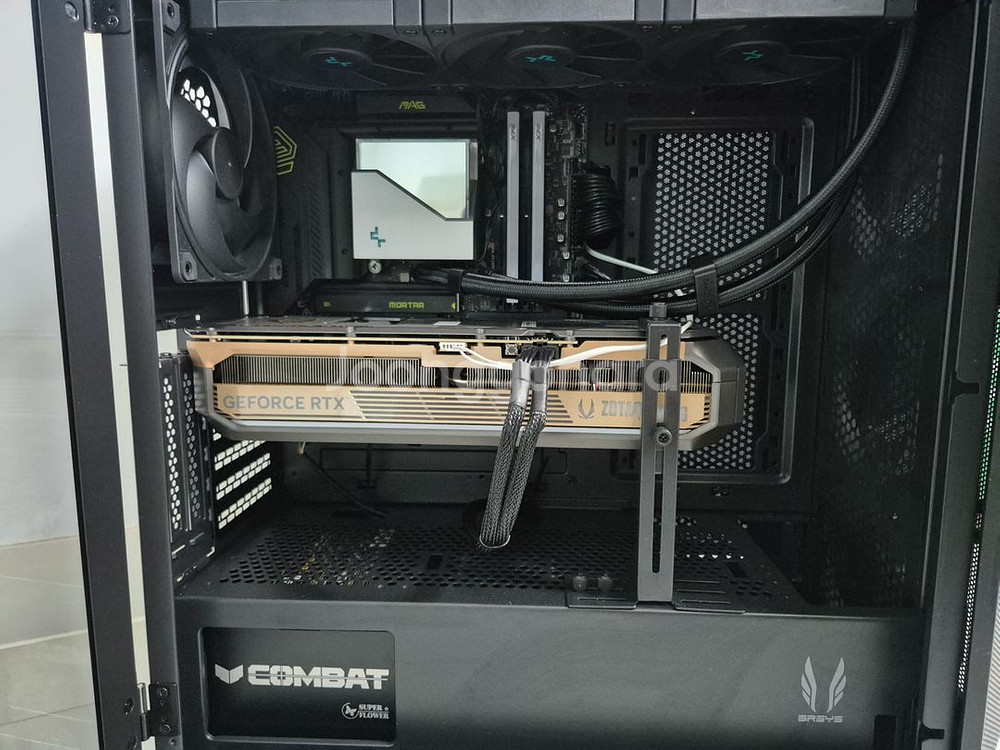 고사양 게이밍 PC / RTX5070TI , 울트라7--1