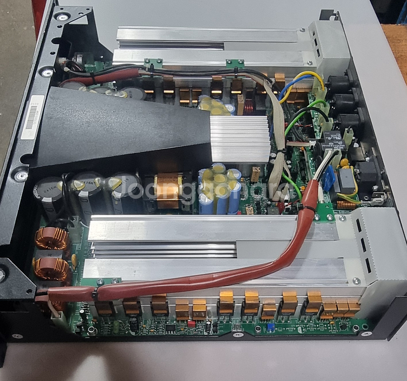 ev cp3000s 파워앰프 판매합니다.--4