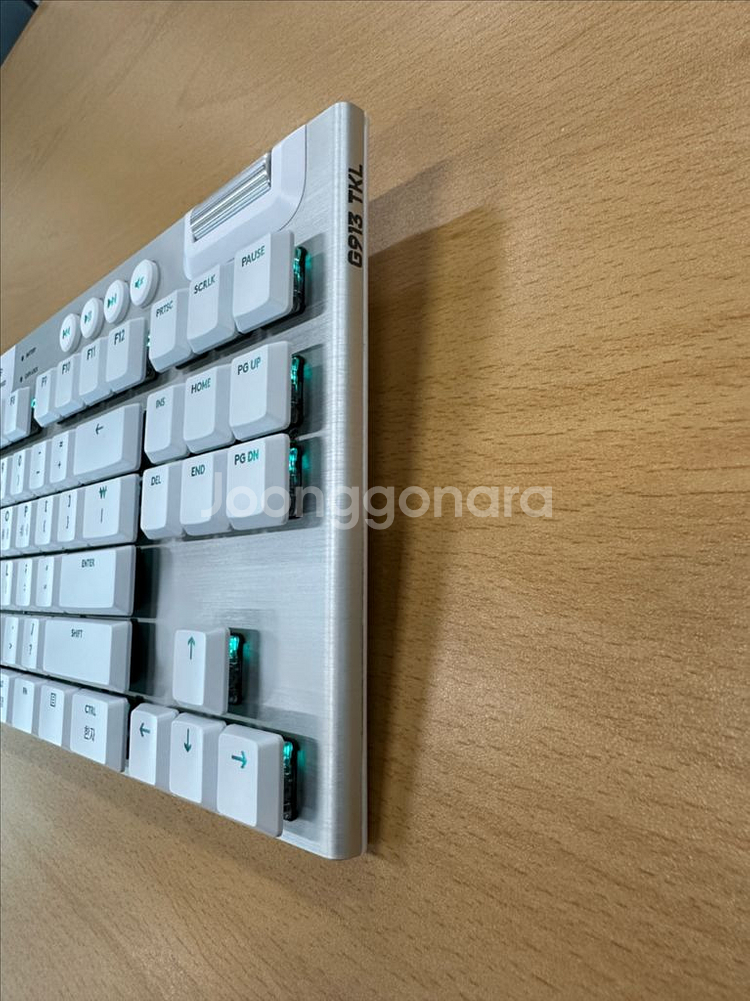 G913 TKL 화이트 갈축(택타일) [로지텍]--3