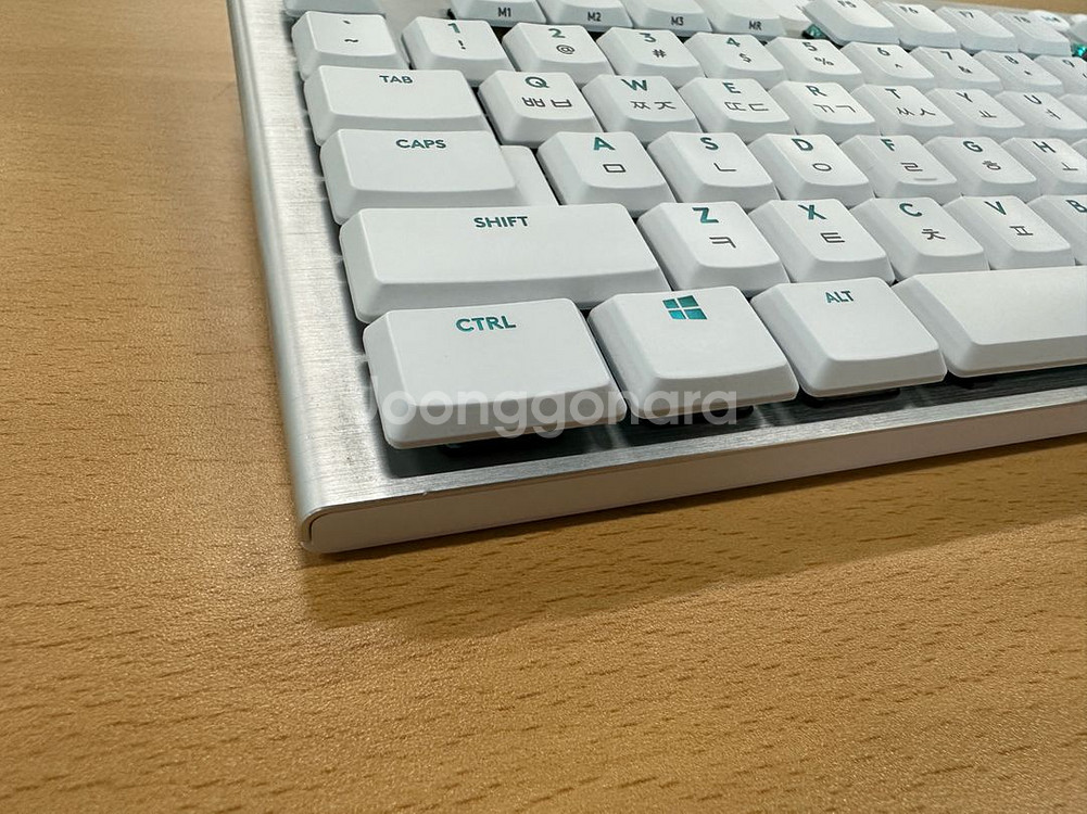 G913 TKL 화이트 갈축(택타일) [로지텍]--2