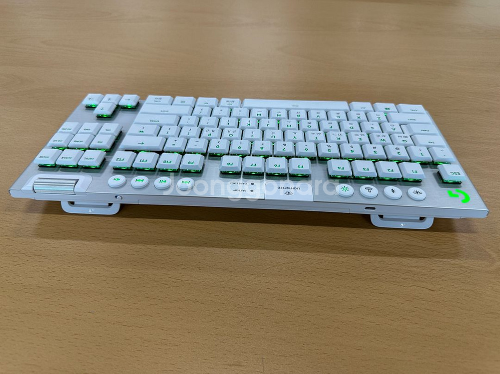 G913 TKL 화이트 갈축(택타일) [로지텍]--5