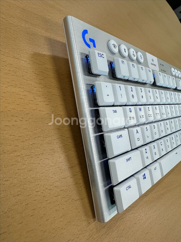 G913 TKL 화이트 갈축(택타일) [로지텍]--4