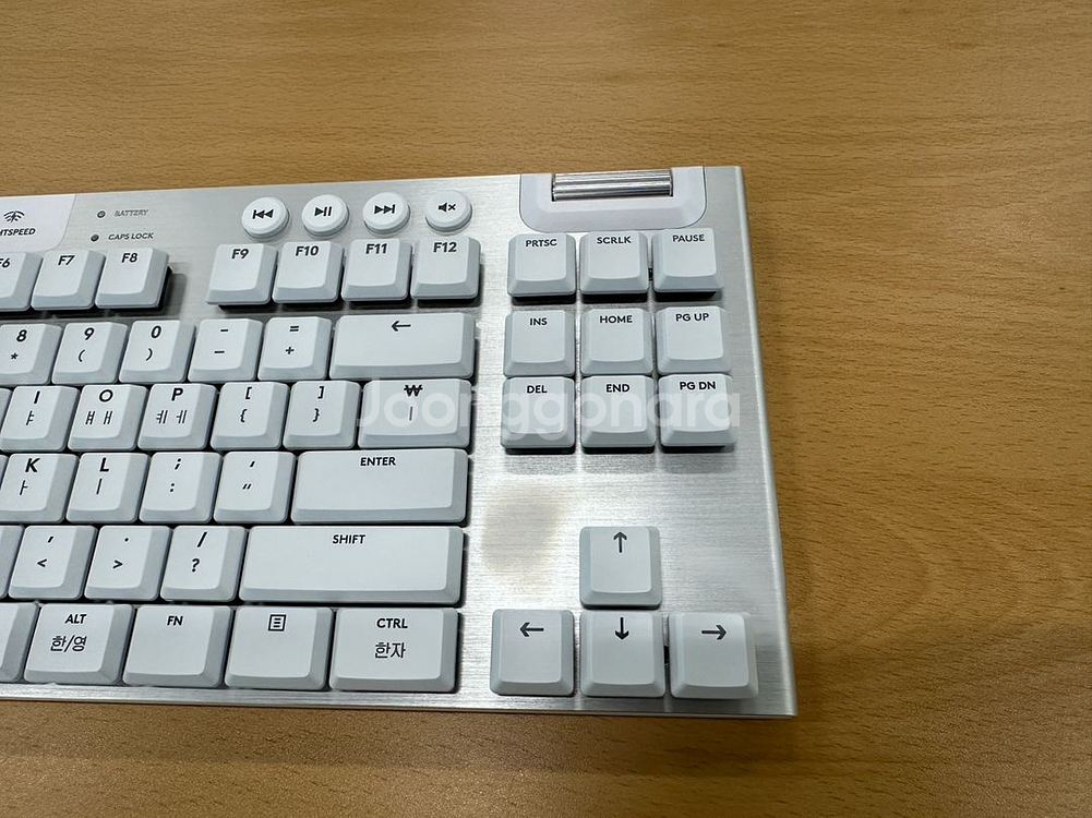 G913 TKL 화이트 갈축(택타일) [로지텍]--7