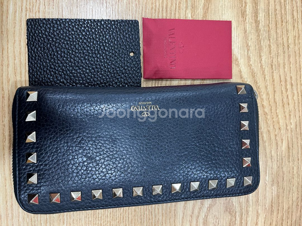 발렌티노 장지갑--0