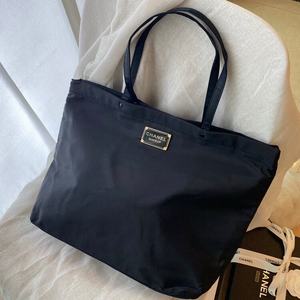 샤넬 뷰티 vip 토트백 나일론