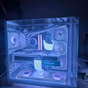 라이젠9 9950X3D RTX5090 비전 화이트PC