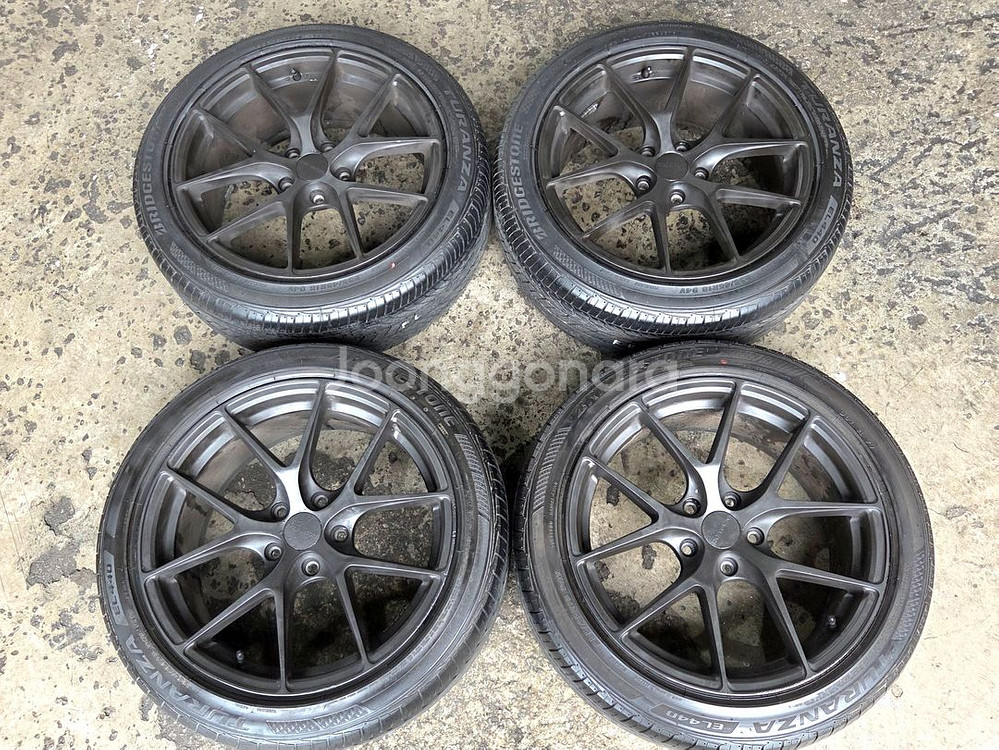 18인치휠타이어 2354518 PCD114 현대기아삼성--0