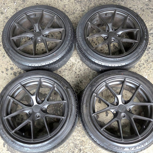 18인치휠타이어 2354518 PCD114 현대기아삼성