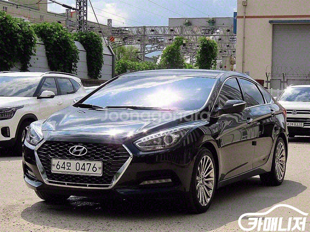 [현대]더뉴i40Saloon 1.7 VGT D 스펙 #--1