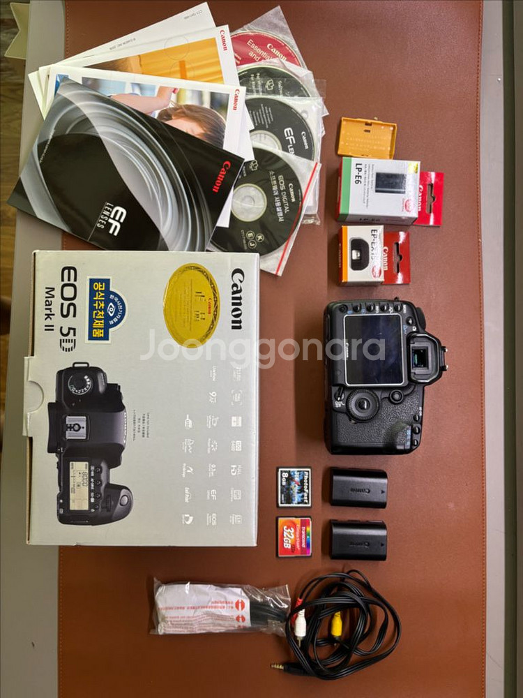 캐논 EOS 5D Mark II 외--0
