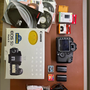 캐논 EOS 5D Mark II 외
