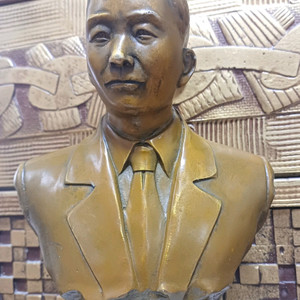 박정희 전 대통령 흉상