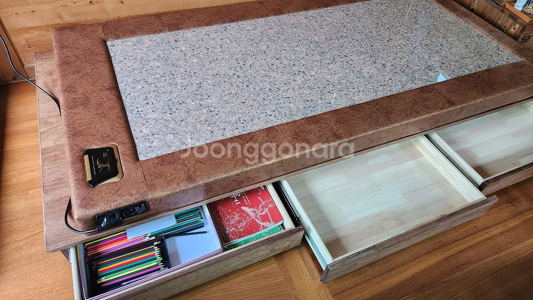 (새거)맥반석싱글돌침대와 맞춤원목프레임 함께 판매합니다--3