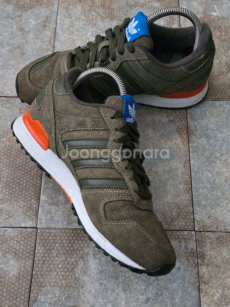 (255)아디다스 빈티지 zx 700 스니커즈 운동화--3