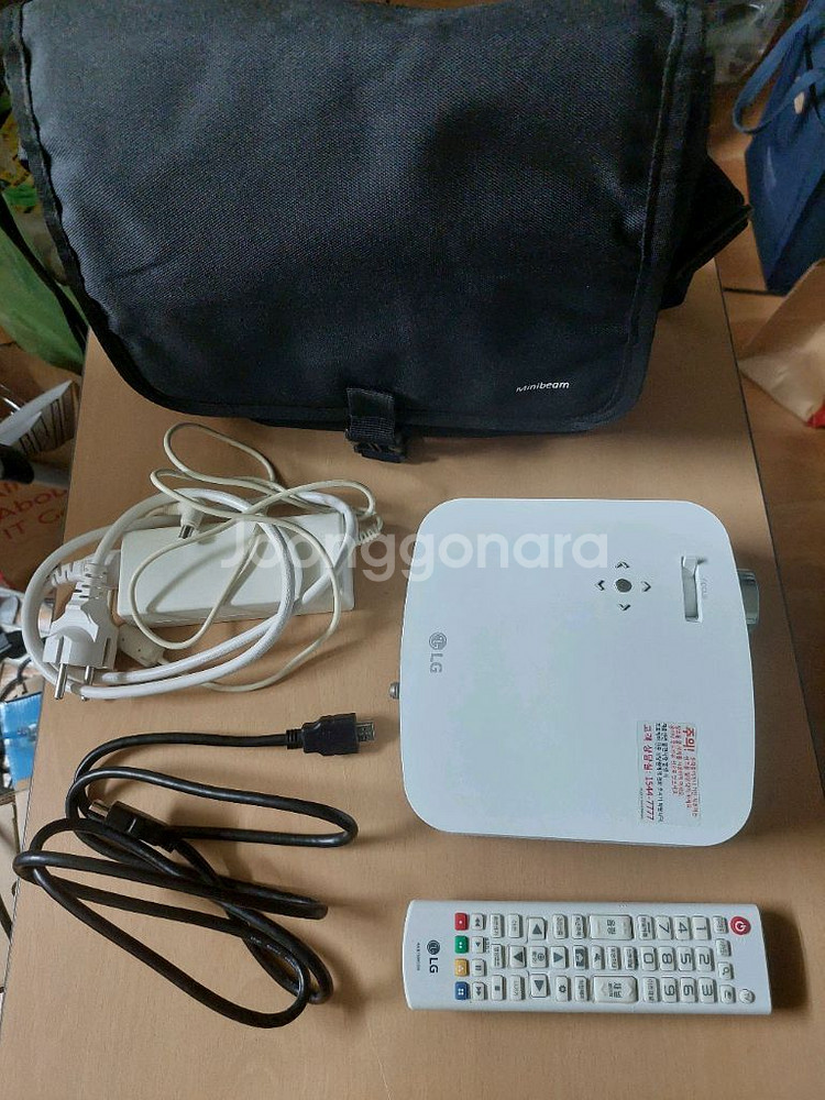 LG 미니빔 PF50KA--2